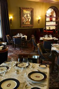 Historic Detroit Club open to public